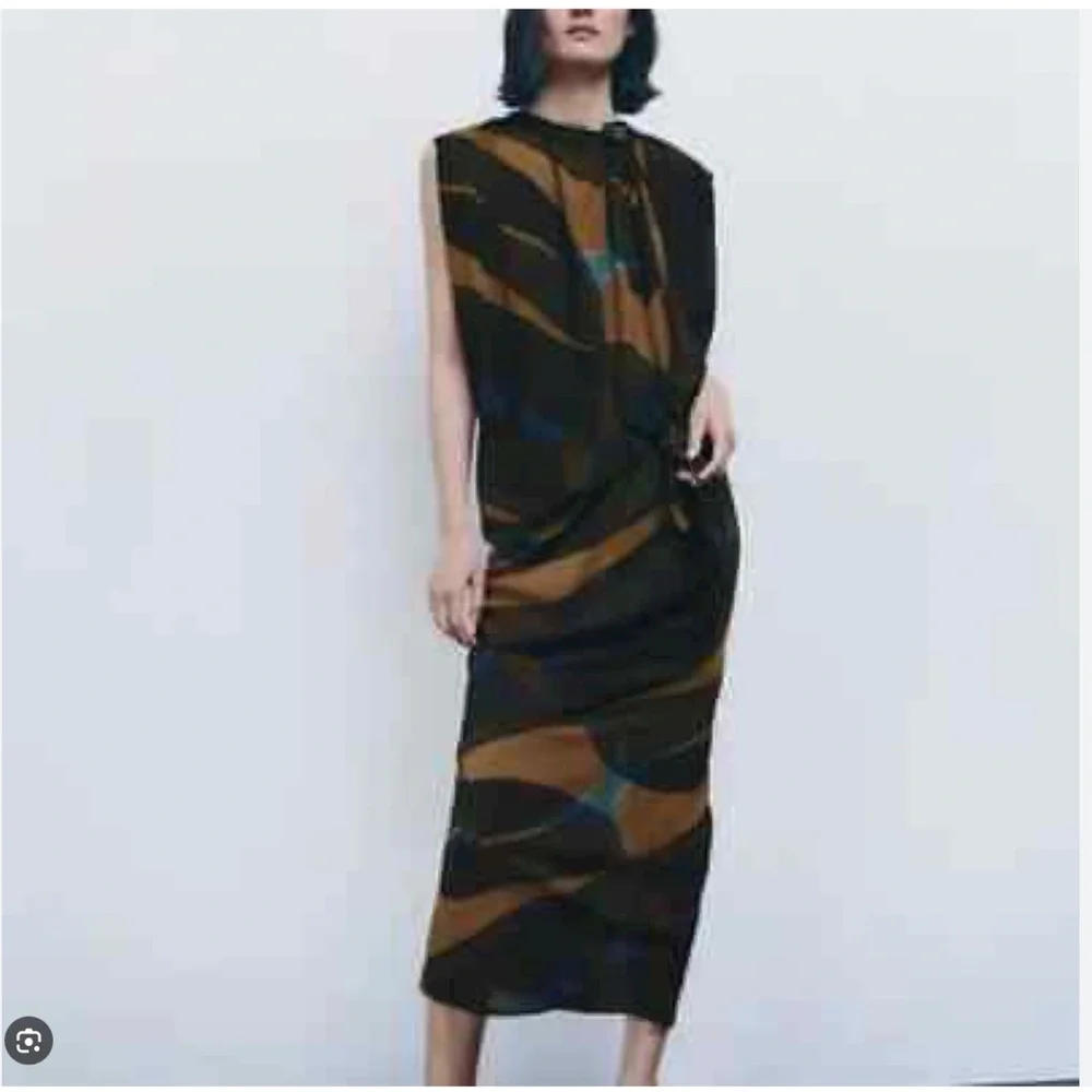 ZARA NWT DRAPED DRESS LIMITED EDITION - Picture 2 of 12